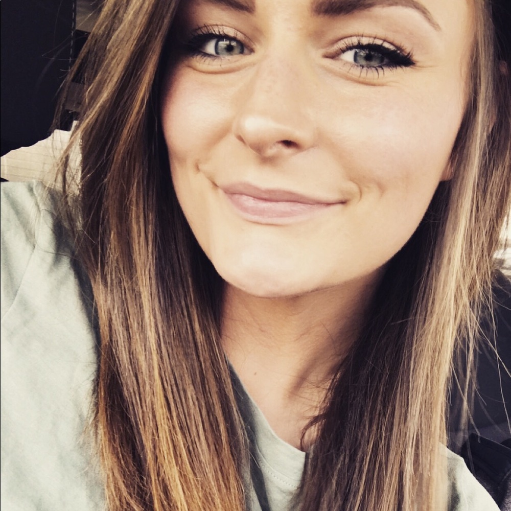 Meet your Posher, Madison